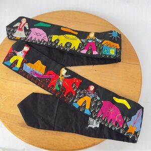 Hand Embroidered Peruvian Style Cotton Applique Story-telling Toto Sash Belt